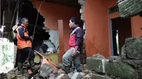 Sebanyak 3.669 Rumah di Kabupaten Sukabumi Rusak Akibat Gempa Lebak. (Liputan6.com/Mulvi Mohammad)