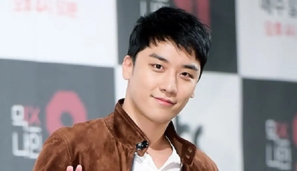 Tak hanya Taeyang, Seungri juga menceritakan tentang kondisi dari G-Dragon. Ia menjelaskan jika GD juga menjalankan tugas wajib militernya dengan baik. (Foto: soompi.com)