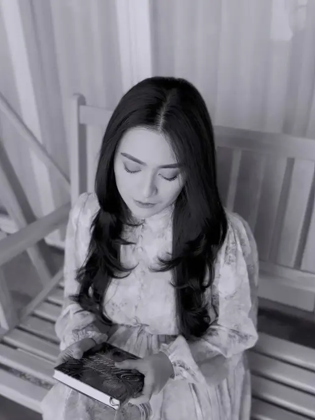 [Fimela] Nathalie Holscher