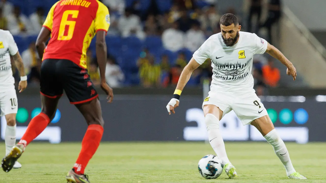 Foto: Debut Manis Benzema Bersama Al Ittihad, Lengkap Cetak Gol dan Assist