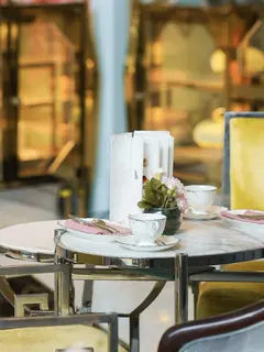 Four Seasons Hotel Jakarta menghadirkan konsep tersebut melalui La Vie En Rose (Sumber: Four Seasons Hotel Jakarta)