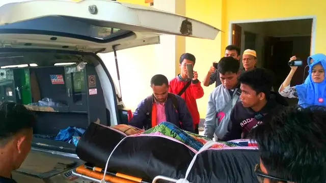 La Hambu meninggal dunia karena kelelahan usai melakukan tugas sebagai KPPS. (Liputan6.com/Akbar Fua)