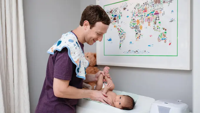 Berbalut Bikini, Putri Mark Zuckerberg Renang untuk Pertama Kali