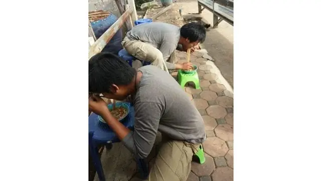6 Posisi Orang Duduk Ini Nyeleneh Banget, Persulit Diri