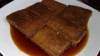 Bolu peca, kue tradisional khas Bugis cocok jadi takjil Ramadan (Liputan6.com/ Eka Hakim)