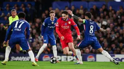 Les Parisiens yang memiliki modal apik, tampil tanpa beban. Mereka langsung unggul 1-0 atas tuan rumah saat laga masih berjalan enam menit melalui Khvicha Kvaratskheila. (AFP/Franck Fife)