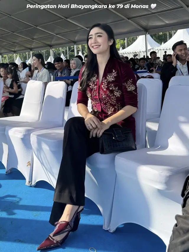 Gaya Febby Rastanty Jadi Istri Polisi. [@febbyrastanty]