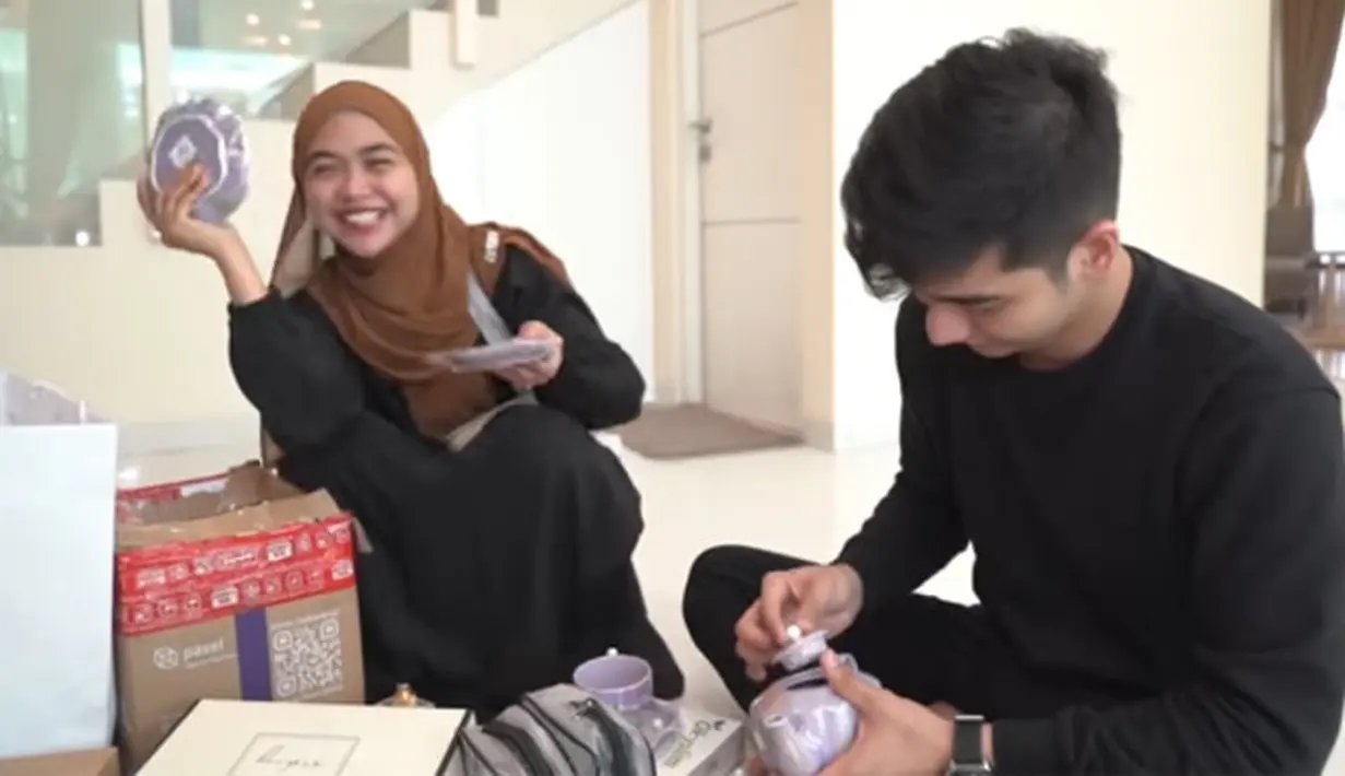 Ria Ricis dan Teuku Ryan (Youtube/ Ricis Official)