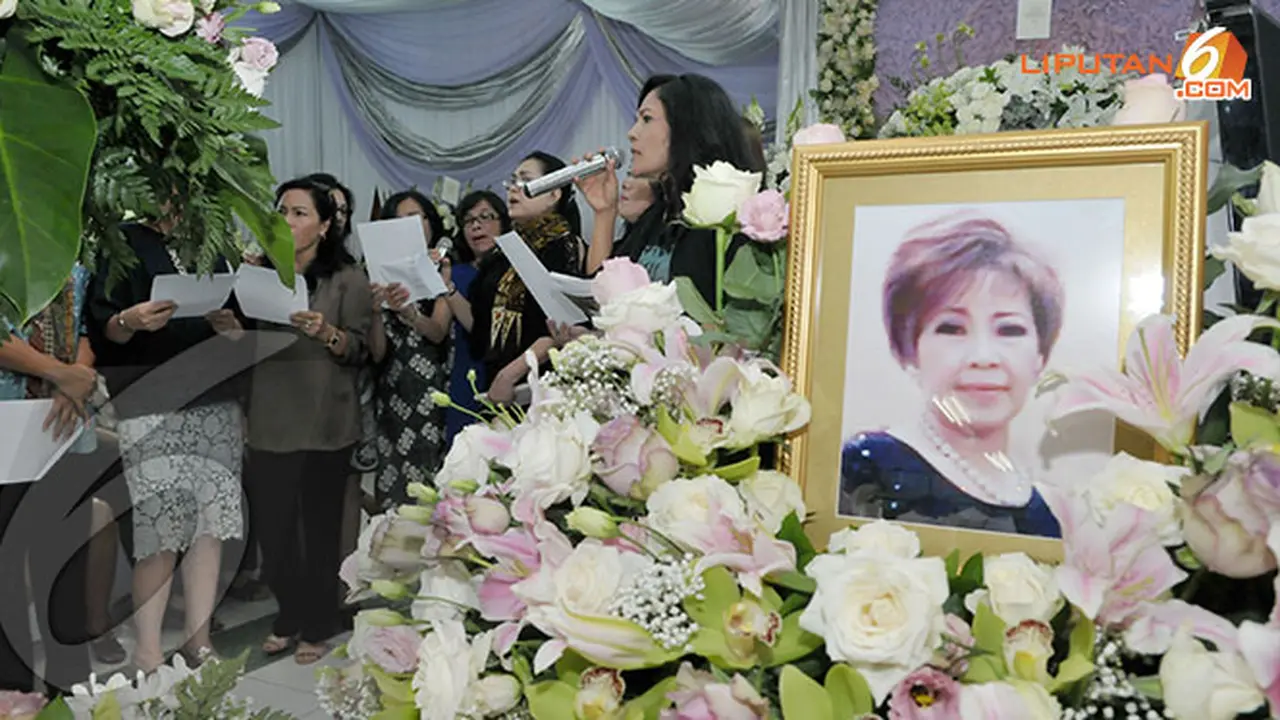 gallery-diana-nasution-4-131005a.jpg