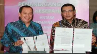 Direktur Utama Bank BRI Suprajarto dengan Gubernur Lembaga Lemhannas RI Letjend TNI (Purn) Agus Widjojo menandatangani nota kesepahaman sebagai bentu kerja sama strategis Bank BRI dengan stakeholders.