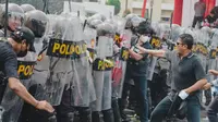 Antisipasi kerawanan dalam pesta demokrasi Pemilu 2024, Polres Metro Tangerang, gelar Simulasi Sistem Pengamanan Kota (Sispamkota), Sabtu (14/10/2023). (Foto:Liputan6/Pramita Tristiawati)