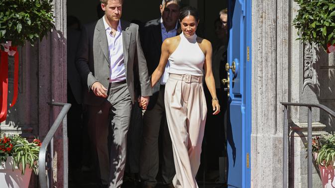 Gejolak Archewell: Staf Penting Tinggalkan Yayasan Meghan Markle dan Pangeran Harry