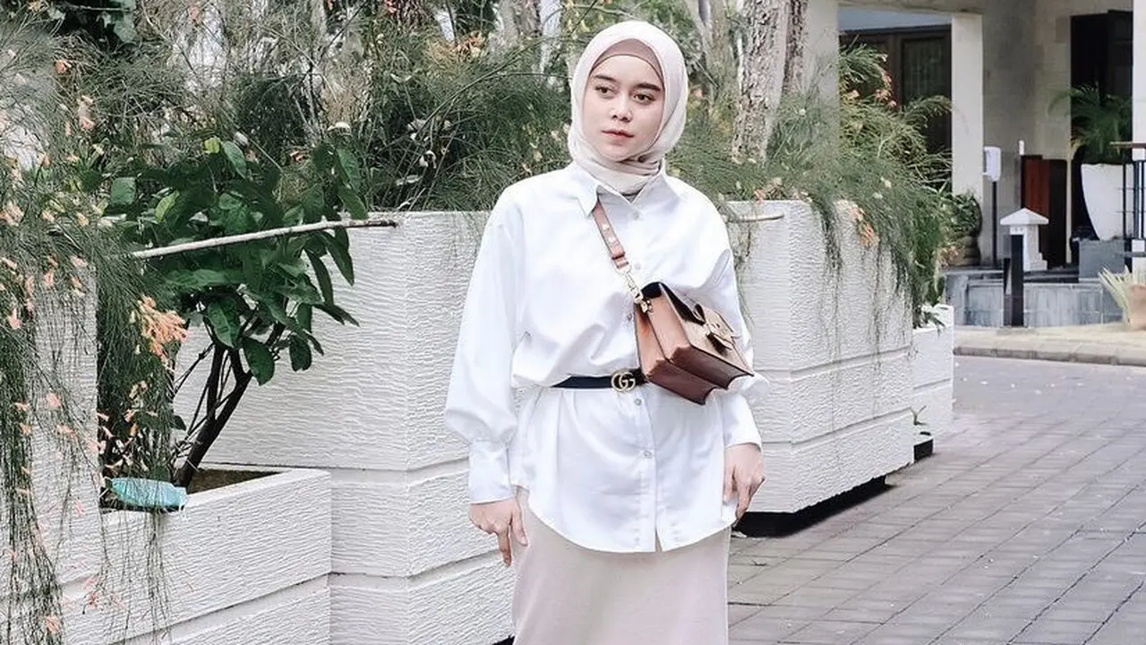 Penyanyi Dangdut yang Paling Stylish dan Fashionable