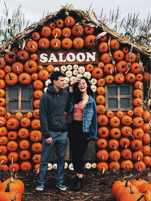 Jarang Terekspos, Ini 6 Potret Gisela Cindy dan Pacar Bulenya