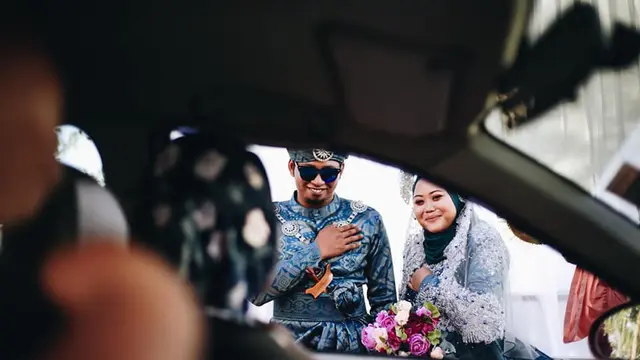Pernikahan di Tengah Wabah Covid-19, Pasangan Ini Usung Konsep Kondangan Drive-Thru