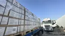 Komisaris Jenderal UNRWA Philippe Lazzarini mengungkapkan, ribuan truk yang membawa pasokan makanan dan obat-obatan itu kini masih tertahan di perbatasan Yordania dan Mesir, menanti izin masuk dari Israel. (Foto: AFP)