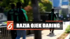 Sejumlah kendaraan yang belum sempat dipindahkan oleh pemiliknya langsung digembosi dengan cara cabut pentil.
