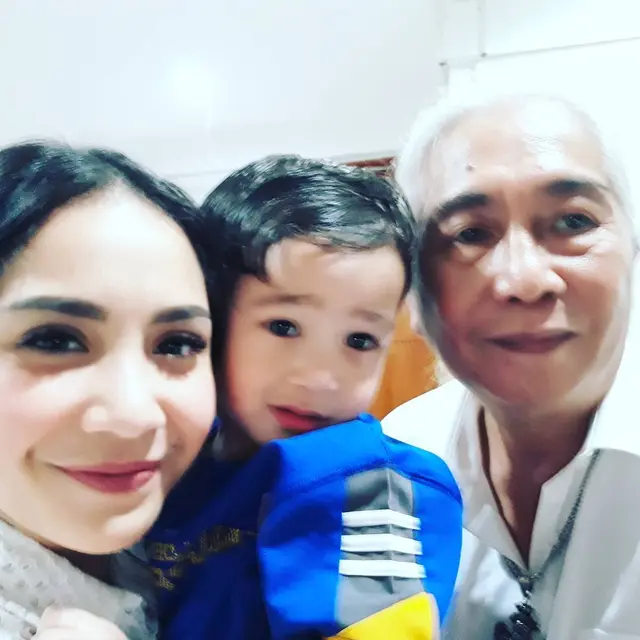 Kompak, Ini 6 Momen Kebersamaan Rafathar dan Gideon Tengker