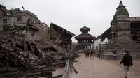 Kisah Relawan Indonesia Bawa Anjing Cari Korban Gempa Nepal
