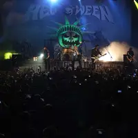 Konser Helloween bertajuk 'The God-Given Right World Tour 2015' di di Hall Basket Senayan, Jakarta, Kamis (22/10/2015). (Nurwahyunan/Bintang.com)