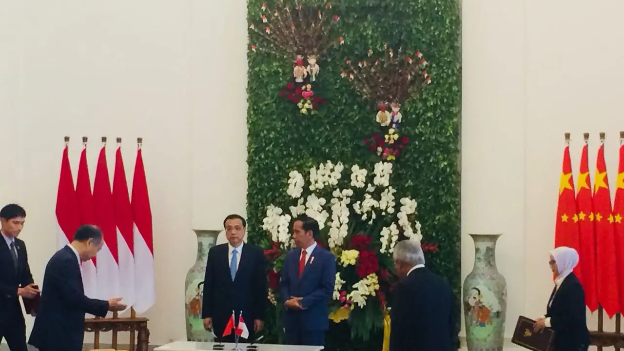 Presiden Joko Widodo atau Jokowi meminta Tiongkok ikut mendukung kemerdekaan Palestina saat bertemu dengan Perdana Menteri Li Keqiang.