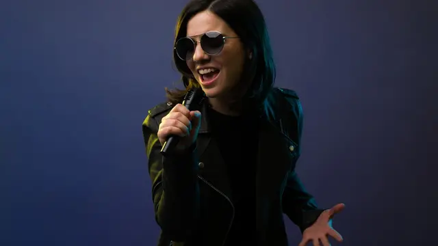 Ide Outfit Nonton Konser yang Nggak Bikin Mati Gaya, Pastinya Keren dan Stylish