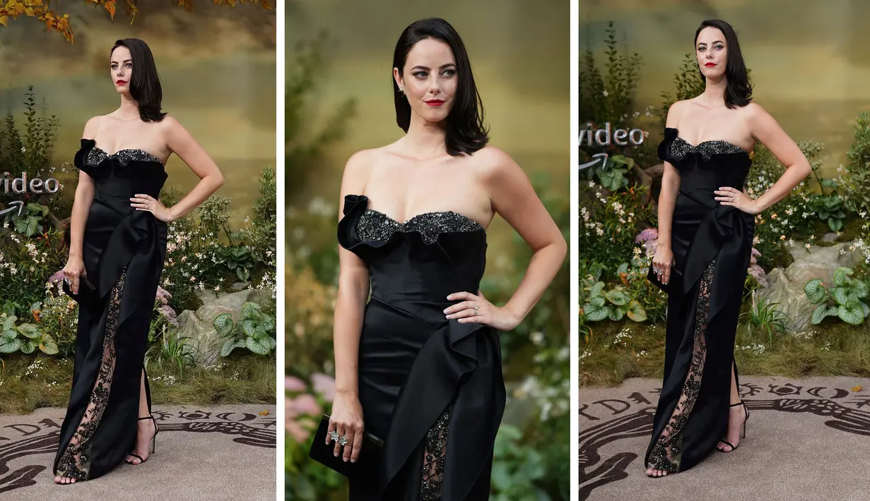 Foto kombinasi Kaya Scodelario saat menghadiri pemutaran perdana dunia serial TV 'The Lord of the Rings: The Rings of Power' di London, Selasa, 30 Agustus 2022. (Photo by Scott Garfitt/Invision/AP)