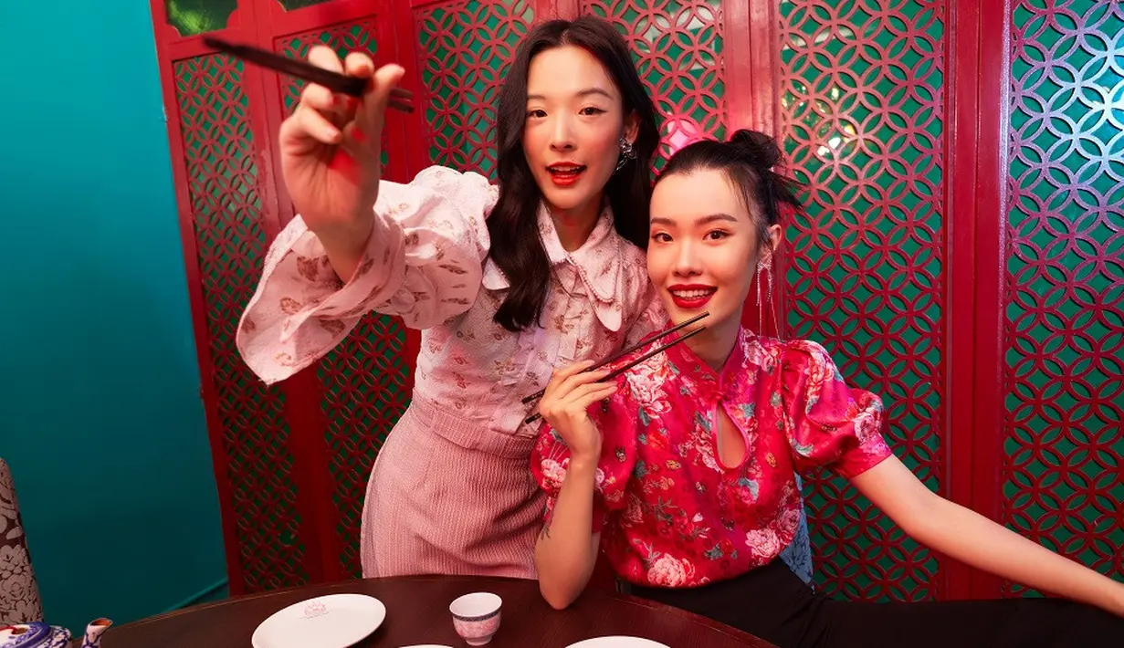 Koleksi ini juga merupakan koleksi in-house Pomelo, mere-imagining siluet klasik dengan sentuhan modern dan sangat cocok digunakan sebagai outfit sehari-hari. Foto: Document/Pomelo.