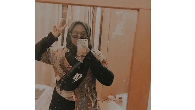 5 Pesona Noora Ireena, Jago Cover Lagu dengan Suara Merdu