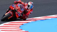The Baby Alien punya peluang besar untuk memastikan gelar juara dunia ketujuh di kelas utama MotoGP pada akhir pekan ini. (TOSHIFUMI KITAMURA/AFP)