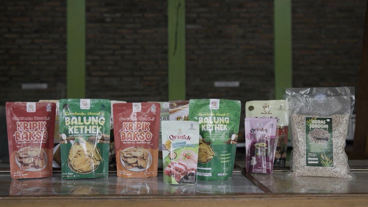 Perempuan Tangguh di Balik Iswara Food: Bangkit dari Krisis, Kini Sukses Produksi Bumbu Sehat Berkat Rumah BUMN BRI