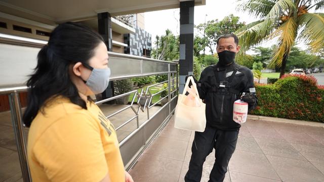 Kurir Ekspress Endrik Yahmawan