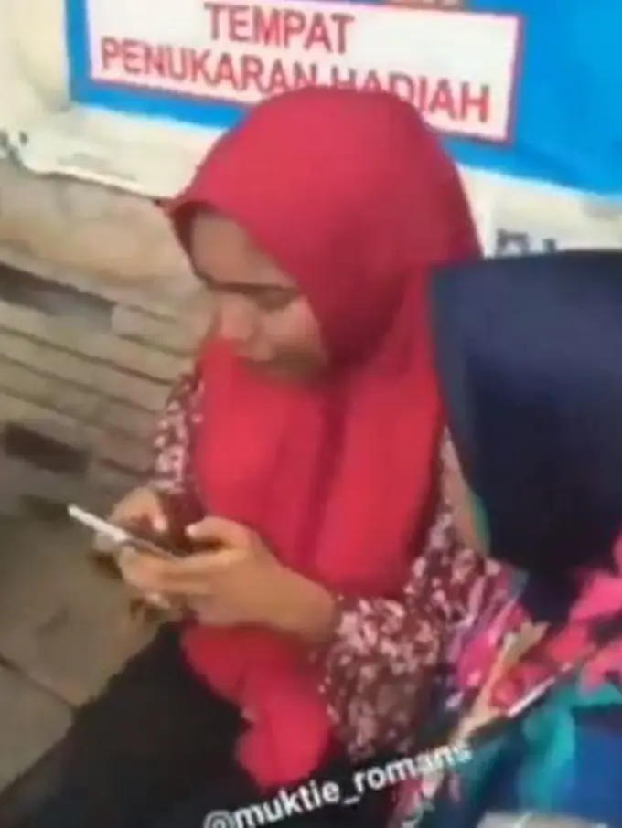 [Bintang] Jadi Korban Perampokan, Ibu Ini Masih Sempat Narsis Sambil Nangis