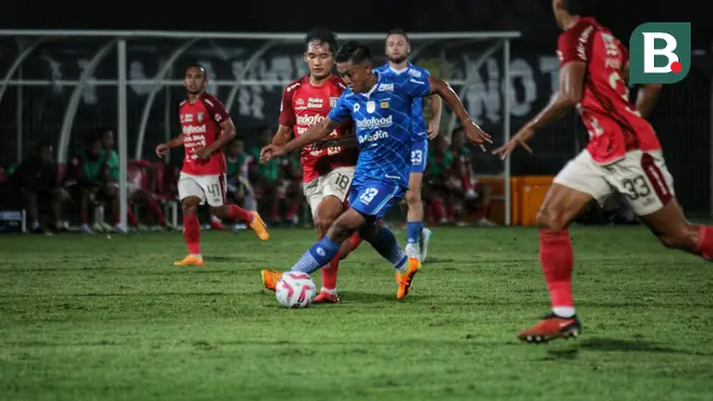 FOTO Bali United vs Persib