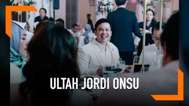Jordi Onsu menggelar pesta ulang tahun secara mewah di restoran Chijmes, Singapura. Restoran tersebut merupakan lokasi suting film 'Crazy Rich Asians'