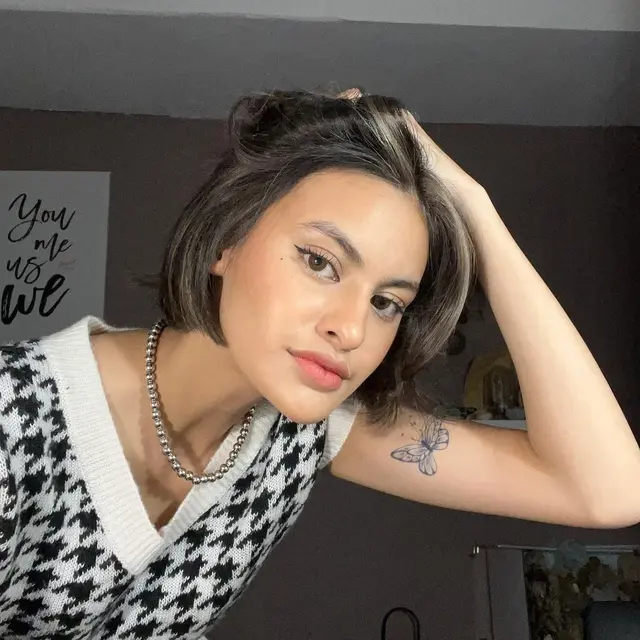 6 Potret Andira Hadley Kekasih Bisma Karisma dengan Rambut Pendek, Lebih Fresh