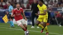 Pemenang kedua leg ini akan dinantikan pemenang laga AC Milan vs Napoli.  (AP Photo/Armando Franca)