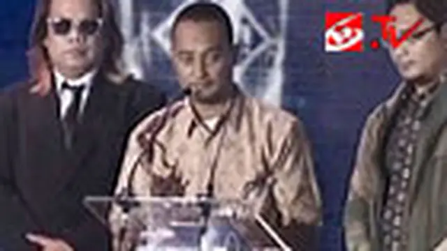 Harry Bandung & Chandra Hasan 'Penata Suara Terbaik' FTV Awards 2011