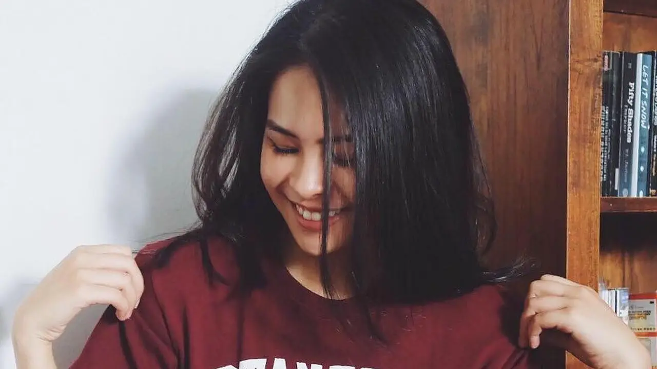 Maudy Ayunda (Instagram/ maudyayunda - https://www.instagram.com/p/BukqhKQAkqR/)