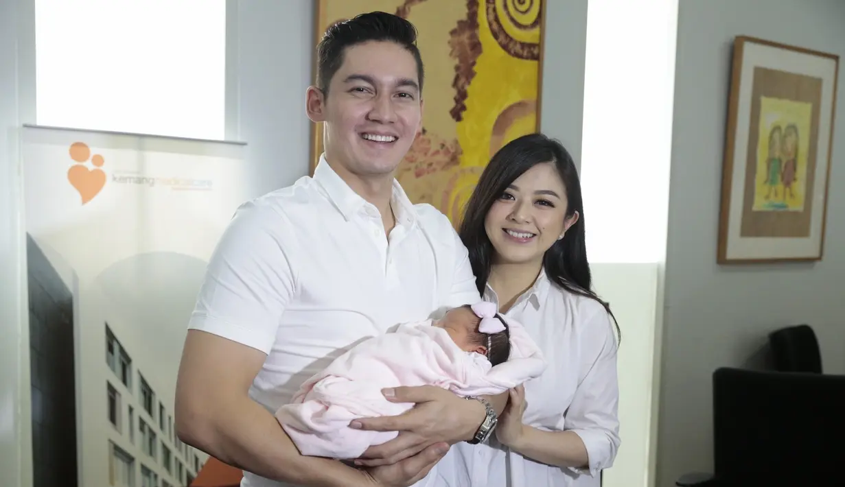 Franda mengaku sempat kaget lantaran lahirannya diperkirakan pada 7 Mei 2018. Ditambah lagi, istri bintang sinetron Orang Ketiga itu juga tak mengetahui kontraksi seperi apa? (Nurwahyunan/Bintang.com)