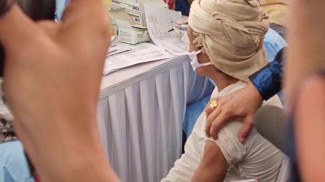 Vaksinasi COVID-19 Masyarakat Baduy