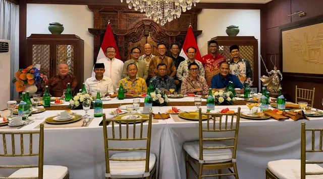 Sekjen Partai Koalisi Merapat ke Kediaman Sugiono, Ini yang Dibahas