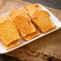 Ilustrasi roti tawar kering./Copyright shutterstock.com/id/g/topnatthapon