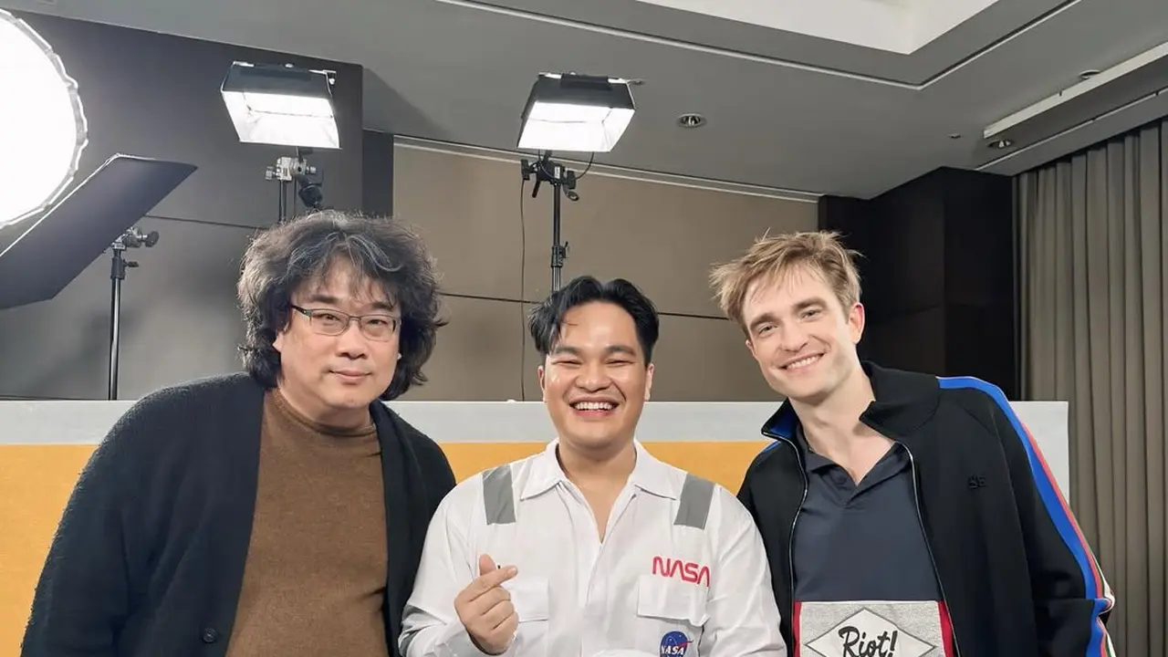 Robert Pattinson dan Bong Joon-Ho