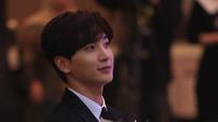 Leeteuk `Super Junior` mengisi acara 2017 Indonesia-Korea Business Summit di Jakarta, Selasa (14/3/2017).