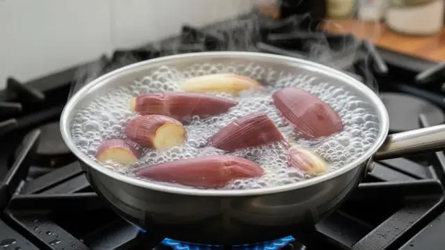 Merebus Jantung Pisang