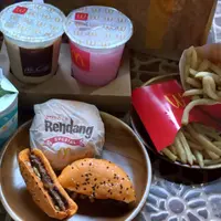 Rangkaian menu burger rasa nusantara untuk peringati HUT RI ke-76