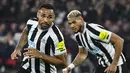Newcastle langsung unggul cepat 2-0 di awal babak pertama lewat gol Calum Wilson menit keenam dan gol Joelinton menit ke-13. (AFP/Justin Tallis)