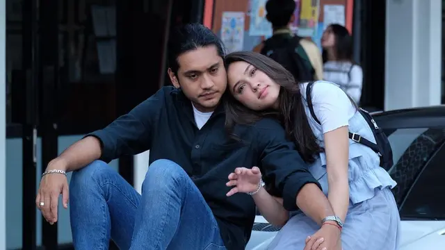 6 Potret Candid Giorgino Abraham dan Yasmin Napper saat Syuting, Bikin Baper