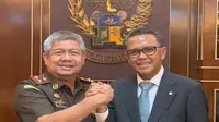 Kepala Kejaksaan Tinggi Sulawesi Selatan, Firdaus Weldimar mengintriksikan anggotanya mengusut dugaan kebocoran pajak bahan bakar kendaraan bermotor di Sulsel (Liputan6.com/ Eka Hakim)